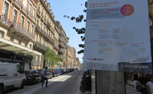 La nouvelle rue Bayard présente des trottoirs élargis et de nombreux arbres.