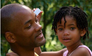 Pour les 15 ans de sa fille Willow, ce 31 octobre 2015, Will Smith a posté un tendre cliché sur Facebook.