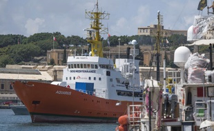 Le navire de SOS Méditerranée est malmené par les autorités panaméennes.