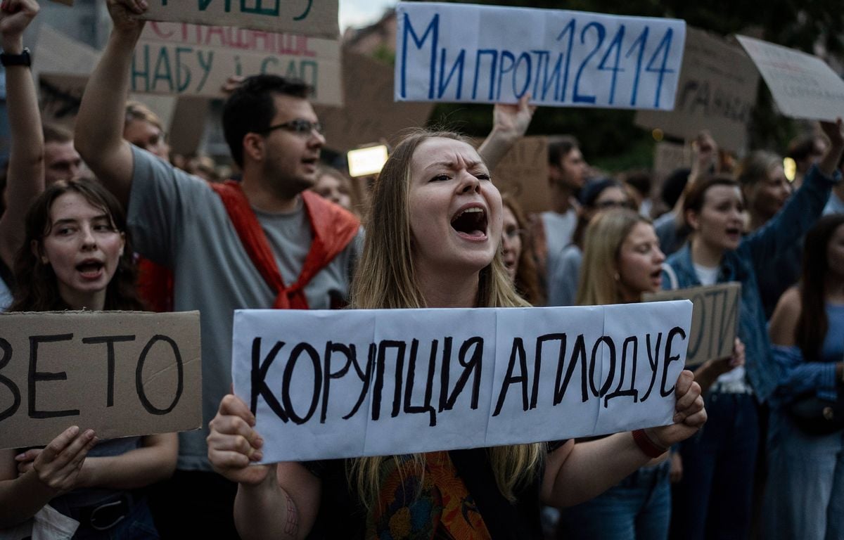 Guerre en Ukraine : La mise sous tutelle des institutions anticorruption, « un acte suicidaire » pour Kiev ?