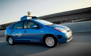 La Google Car, un véhicule autonome capable de conduire tout seul.