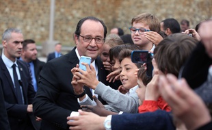 François Hollande lors de la cérémonie du 76e anniversaire de l'appel du Général de Gaulle, le 18 juin 1940.