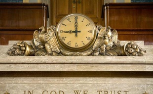 Les républicains de la Chambre des représentants américaine ont voté mardi pour encourager l'usage de la devise nationale des Etats-Unis "In God we Trust" ("En Dieu nous croyons"), imprimée sur tous les billets de banques américains.