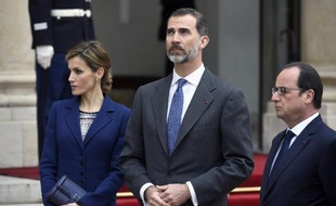 Le président François Hollande, le roi d'Espagne Felipe VI et son épouse la reine Letizia le 24 mars 2015 à l'Elysée à Paris