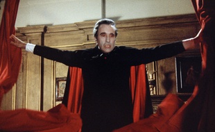 Dracula, ici interprété par Christopher Lee dans le film "Scars of Dracula" sorti en 1970