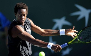 Le tennisman français Gaël Monfils, lors de sa défaite à Indian Wells face à Simon Greul, le 14 mars 2010.