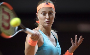 Kristina Mladenovic s'est imposée face à la numéro 1 mondiale, Angelique Kerber, le 27 avril 2017, au tournoi de Stuttgart.