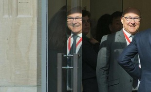 Le ministre des finances Michel Sapin, le 28 mai 2015 au sommet du G7 à Dresde