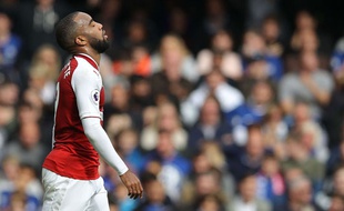 Lacazette n'a pas marqué contre Chelsea.