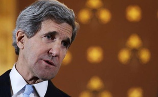 Le secrétaire d'Etat américain John Kerry a réussi à convaincre lundi l'opposition syrienne et son chef de participer à une réunion internationale prévue jeudi à Rome avec onze pays afin de "décider des prochaines étapes" qui permettraient de mettre fin à la guerre.