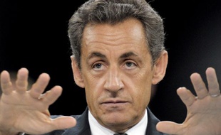 Nicolas Sarkozy lors d'une table ronde sur l'éducation à Plaisir, dans les Yvelines, le 23 juin 2011.