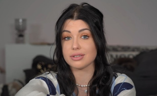 Marie Lopez alias EnjoyPhoenix révèle dans une vidéo avoir été victime d'abus sexuel