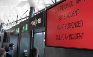 Une cinquantaine de vols a été annulée après l'intrusion en voiture d'un individu sur les pistes de l'aéroport de Lyon Saint-Exupéry