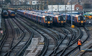 Les trains londoniens bloqués