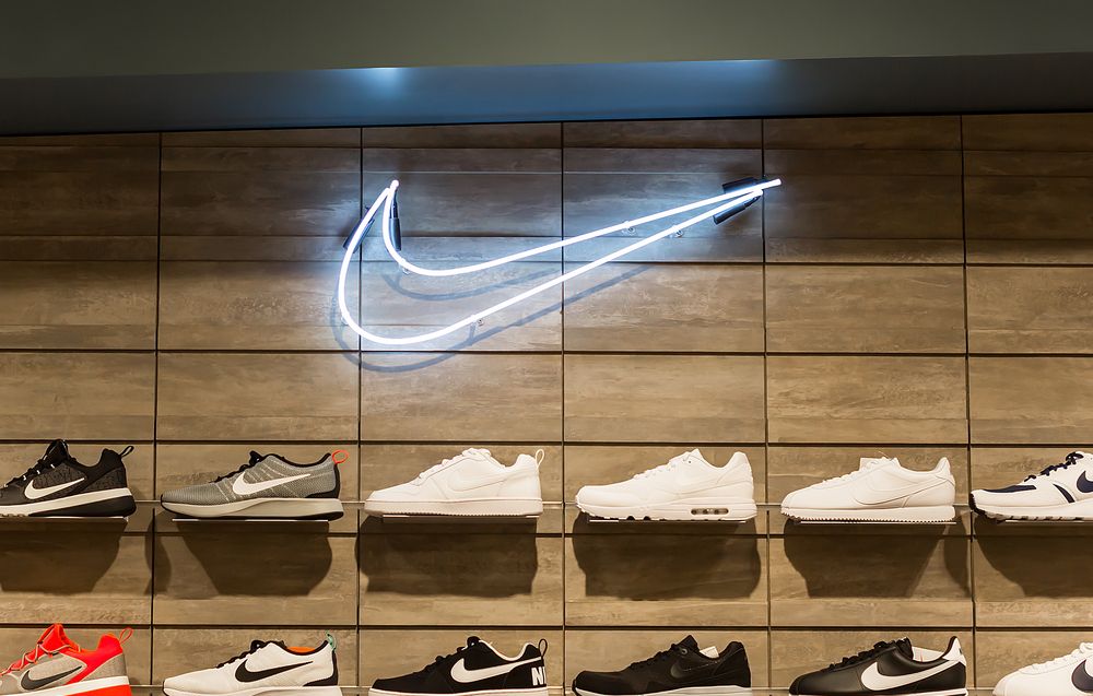 Magasin nike nantes best sale