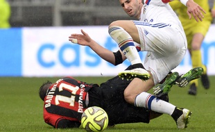 Maxime Gonalons et l'OL ont lourdement chuté face à Eric Bauthéac et l'OGC Nice samedi.