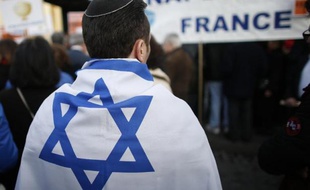 Le nombre d'immigrants juifs français arrivés en Israël ont baissé de 15,1% depuis le début de 2015.