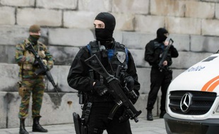Policiers et militaires le 20 novembre 2015 à Bruxelles
