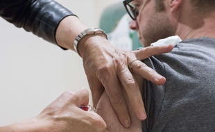 Campagne de vaccination dans une entreprise à Nantes.