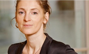 Les Ecorchés est le premier roman de la criminologue Véronique Chalmet.