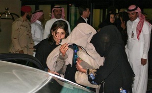 Le procureur général d'Arabie saoudite a requis la peine de mort contre des accusés dans l'attentat qui avait coûté la vie à quatre Français en février 2007 dans le royaume saoudien, à l'ouverture de leur procès mercredi à Ryad, a rapporté jeudi un journal.