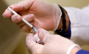 Le groupe pharmaceutique canadien Valeant soumet une nouvelle offre pour arracher Allergan, le fabricant américain du traitement antirides Botox