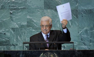 Considérant le processus de paix comme moribond, les Palestiniens misent sur un "activisme international", en particulier à l'ONU, et sur la réconciliation interne entre frères ennemis du Fatah et du Hamas, pour faire avancer leur cause.