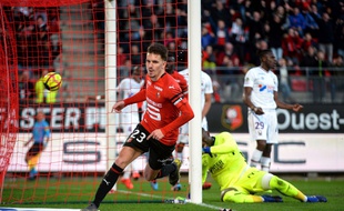 Bien servi par Ismaïla Sarr, Adrien Hunou a inscrit le deuxième but rennais face à Caen.