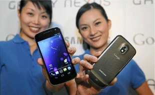 Le Galaxy Nexus de Google et Samsung sera disponible en Europe dès le mois de novembre.