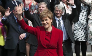 Nicola Sturgeon, la leader du Scottish National Party, à Queensferry à l'ouest d'Edimbourg le 9 mai 2015