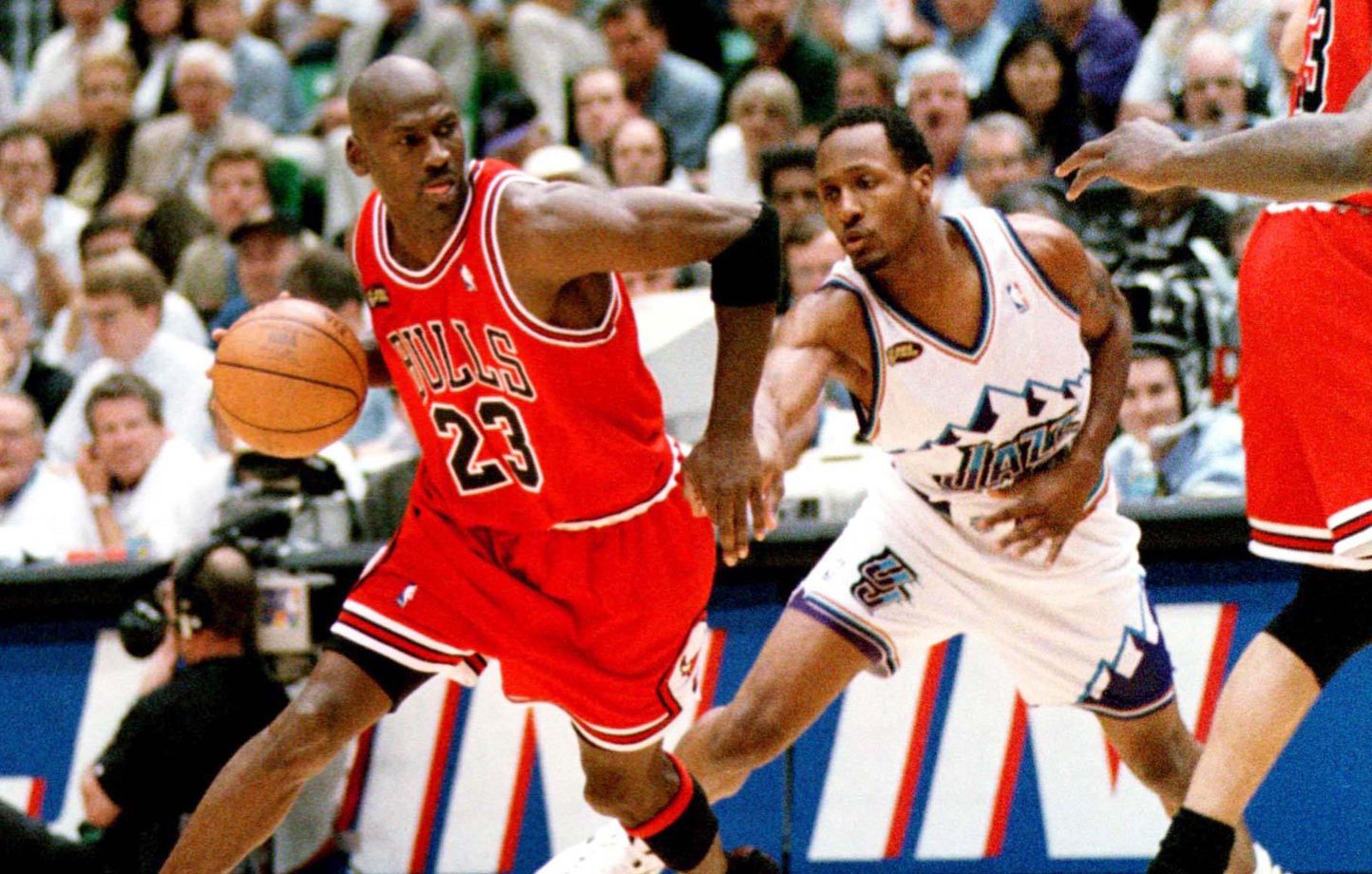 Basket michael jordan pas cher best sale