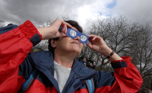 Les passionnés d'astronomie se réunissent sur la colline d'Oberhausbergen pour assister à l'éclipse. (Archives)