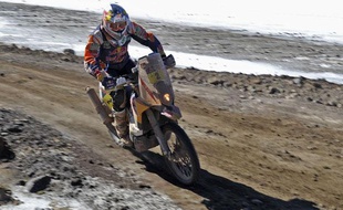 Le motard espagnol Marc Coma sur la huitième étape du Dakar le 13 janvier 2014.