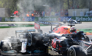 Lewis Hamilton et Max Verstappen se sont accrochés et ont dû abandonner lors du GP d'Italie, le 12 septembre 2021.