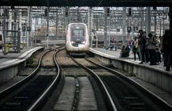 Arrêts supprimés, retards… Le trafic perturbé par un incendie à Bordeaux