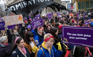 Manifestation pour les droits des femmes à Paris.