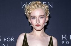 Julia Garner affirme que le biopic sur Madonna « est toujours d’actualité »