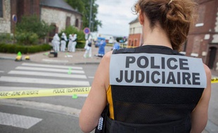 Des membres de la police judiciaire: illustration