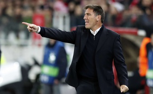 Eduardo Berizzo devrait remplacer Favre sur le banc du Gym.