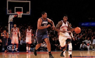 Les Chicago Bulls ont largement dominé Detroit 92 à 68, tandis que les New York Nicks ont obtenu contre Charlotte une deuxième victoire consécutive (91-87) malgré un excellent Boris Diaw, lundi soir en NBA.