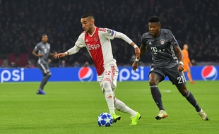 Hakim Ziyech, futur casseur de reins en Premier League avec les Blues.