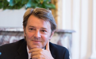Francois Baroin lors d'un point de presse des présidents des associations du bloc communal sur les consequences de la baisse des dotations et la reforme de la DGF.