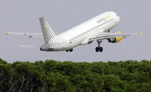Le groupe aérien IAG, maison mère de British Airways, d'Iberia et de Vueling, a vu son bénéfice net s'envoler au troisième trimestre et a nettement relevé ses prévisions pour l'ensemble de l'année.