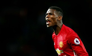 Paul Pogba aurait-été pris à partie par des supporters dans un restaurant de Manchester.