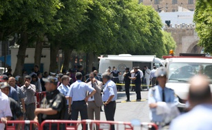 Après les attentats, dans le centre de Tunis. 