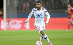Alexandre Lacazette lors de la rencontre entre le PSG et Lyon le 21 septembre 2014.