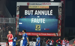 Le but refusé pour Rennes à Brest