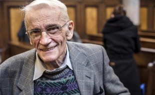 Le Père Gérard Riffard au Palais de justice de Lyon, le 2 décembre 2014
