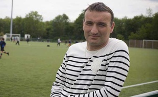 Bertrand Reuzeau, directeur du centre de formation du PSG le 4 mai 2009.