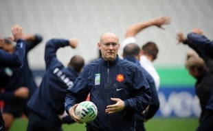 La France et l'Angleterre, ennemis héréditaires, se disputeront, samedi (21h00) au Stade de France, une place en finale de la Coupe du monde à l'issue d'un parcours chaotique, ponctué de sérieuses remises en question.